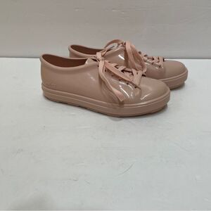 NEW WITHOUT TAGS MEL DREAMED BY MELISSA LACE UP JELLY SNEAKERS IN PALE PINK